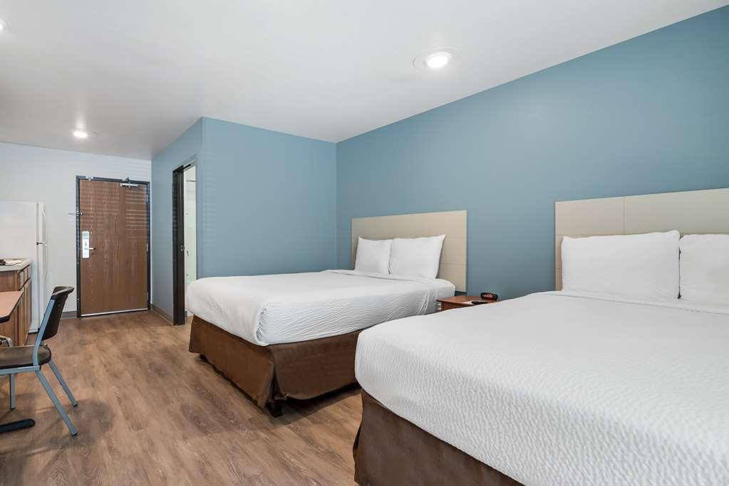 Extended Stay America Select Suites - Orlando - East Habitación foto